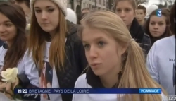 Marche blanche Sarah Marche blanche Sarah